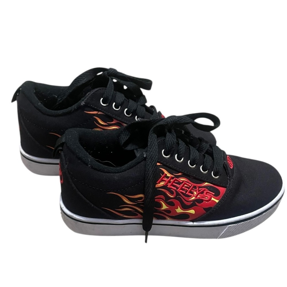 Heelys Kids Black Flame Print Skate Shoes Size 4 Youth (No‎ wheels)